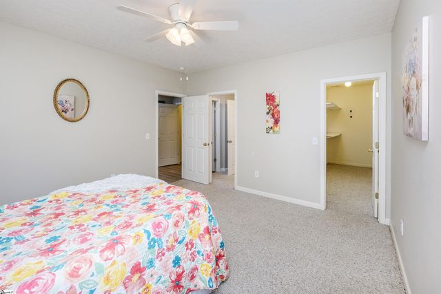 113 Cane Creek Harbor Road, Seneca, SC 29671