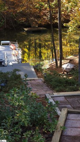 113 Cane Creek Harbor Road, Seneca, SC 29671