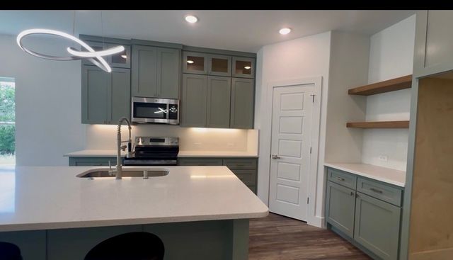502 Palmetto Court, Runaway Bay, TX 76426