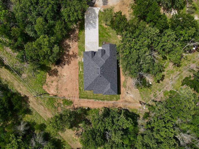 502 Palmetto Court, Runaway Bay, TX 76426