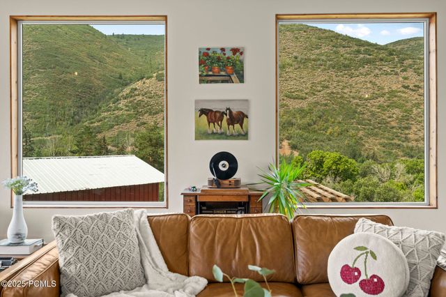 4611 S Cove Lane, Daniel, UT 84032