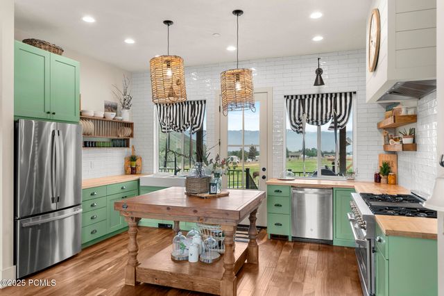 4611 S Cove Lane, Daniel, UT 84032