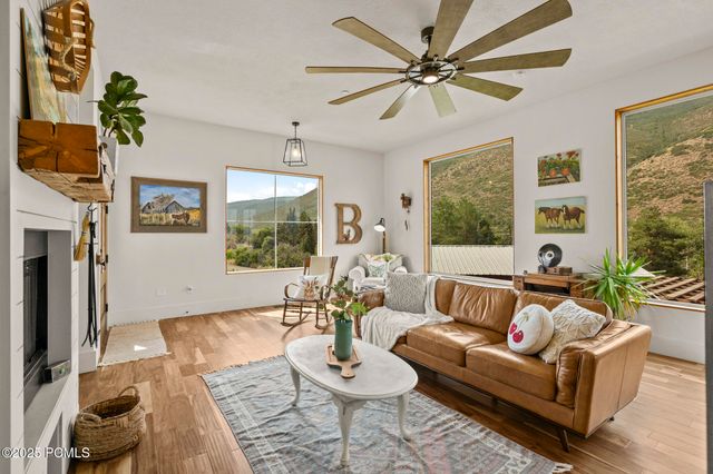 4611 S Cove Lane, Daniel, UT 84032