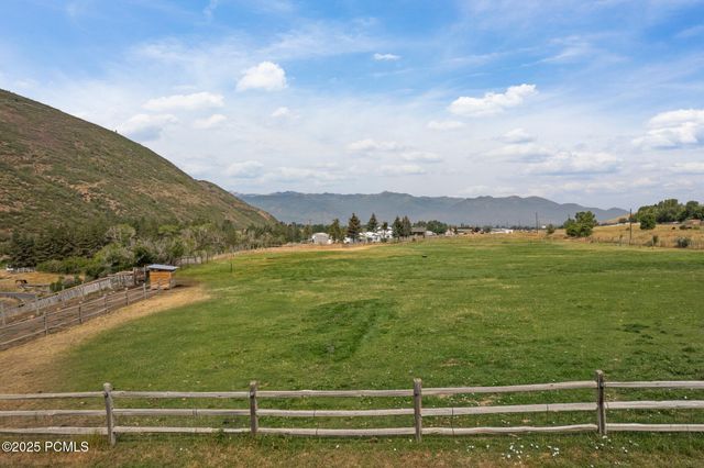 4611 S Cove Lane, Daniel, UT 84032