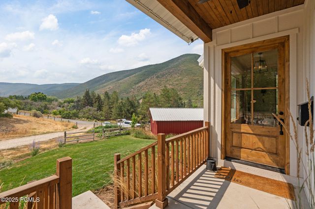 4611 S Cove Lane, Daniel, UT 84032