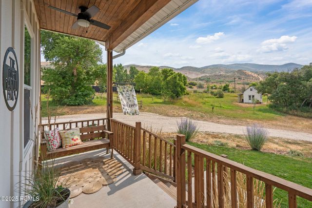 4611 S Cove Lane, Daniel, UT 84032