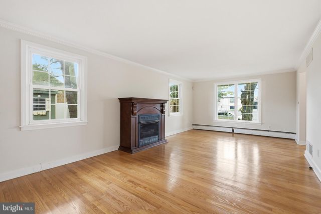 212 WASHINGTON AVE, Wilmington, DE 19804