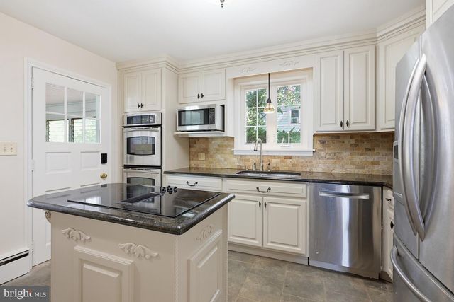212 WASHINGTON AVE, Wilmington, DE 19804
