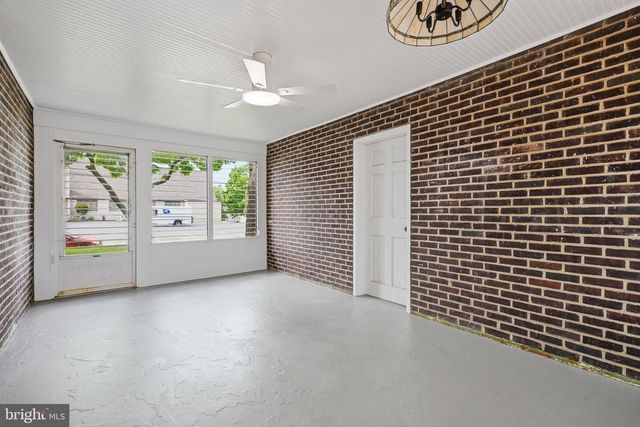 212 WASHINGTON AVE, Wilmington, DE 19804