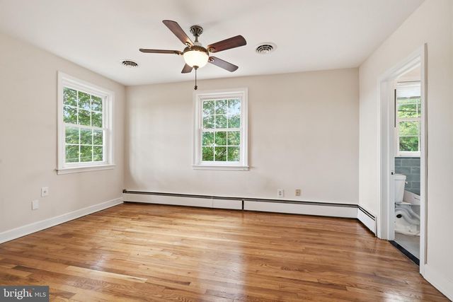 212 WASHINGTON AVE, Wilmington, DE 19804