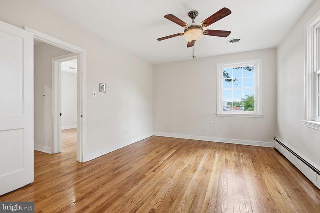 212 WASHINGTON AVE, Wilmington, DE 19804