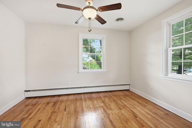 212 WASHINGTON AVE, Wilmington, DE 19804