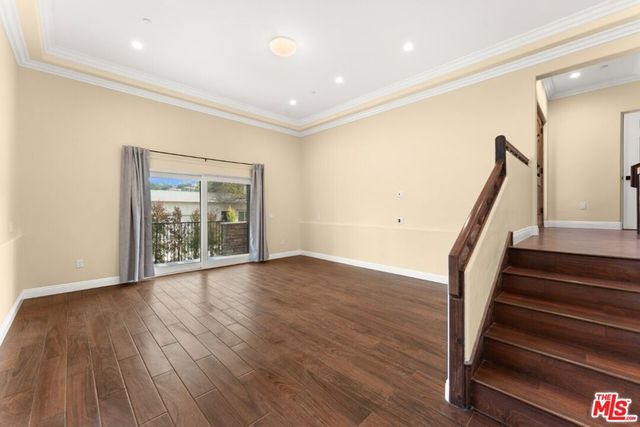 1630 Bridgeport Drive, Los Angeles, CA 90065