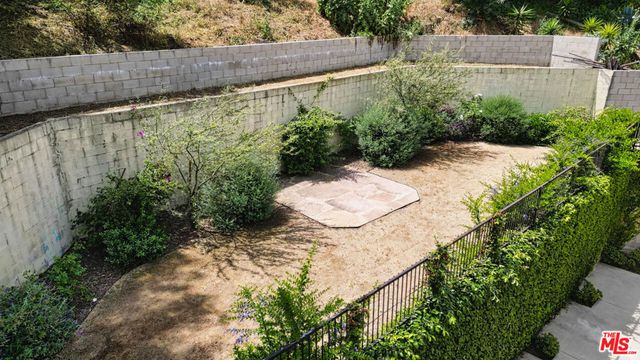 1630 Bridgeport Drive, Los Angeles, CA 90065