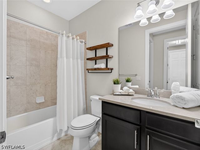 6124 Victory DR, Ave Maria, FL 34142