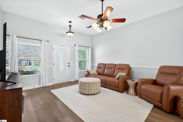 731 Bankston Drive, Boiling Springs, SC 29316