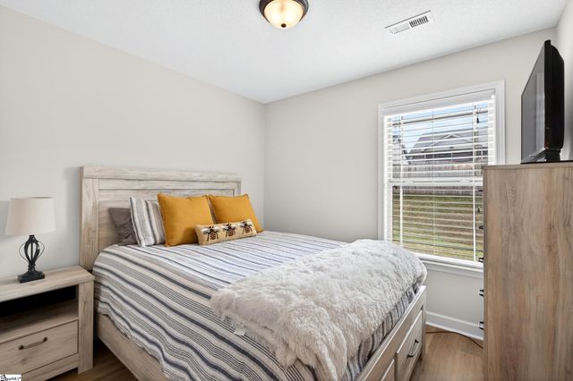 731 Bankston Drive, Boiling Springs, SC 29316