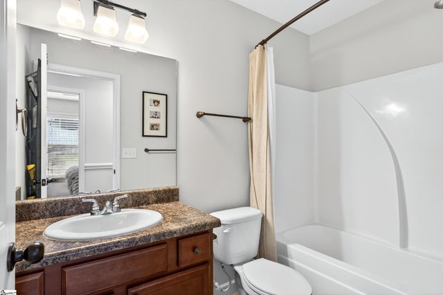 731 Bankston Drive, Boiling Springs, SC 29316