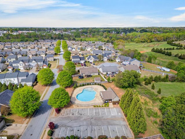 731 Bankston Drive, Boiling Springs, SC 29316