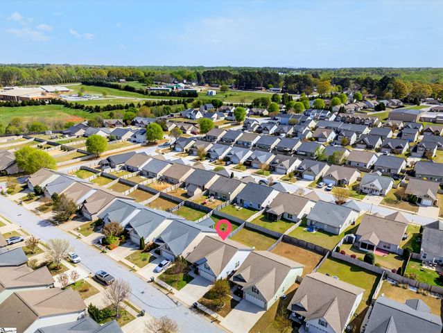 731 Bankston Drive, Boiling Springs, SC 29316