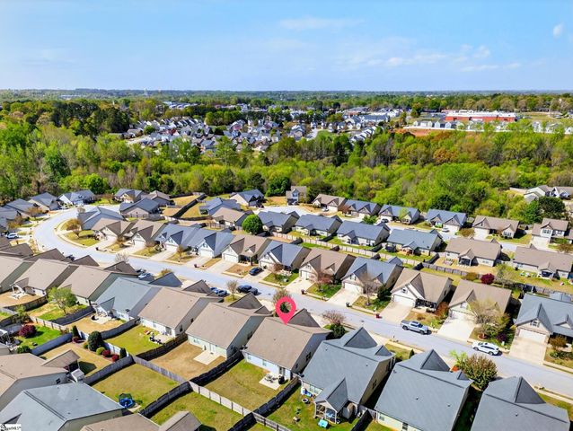 731 Bankston Drive, Boiling Springs, SC 29316