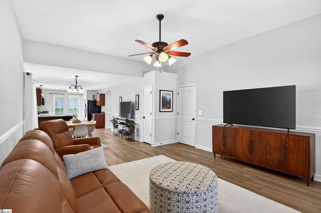 731 Bankston Drive, Boiling Springs, SC 29316