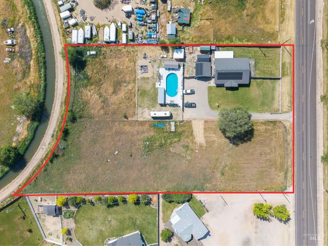 3717 E Locust Ln, Nampa, ID 83686