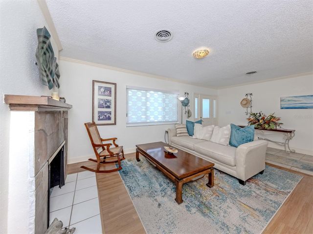 500 ALHAMBRA ROAD, Venice, FL 34285