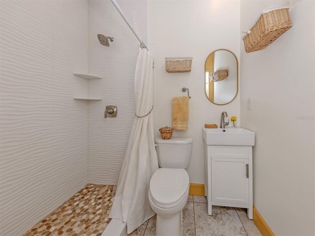500 ALHAMBRA ROAD, Venice, FL 34285