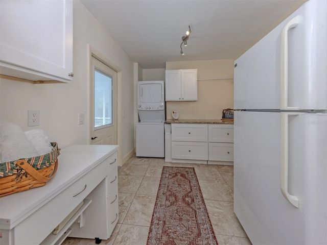 500 ALHAMBRA ROAD, Venice, FL 34285