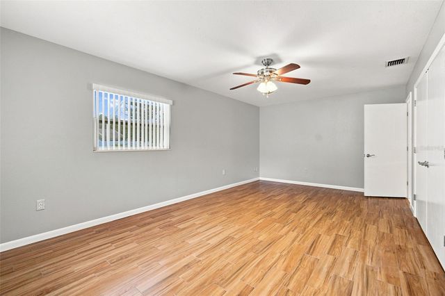 526 S LARRY CIRCLE, Brandon, FL 33511