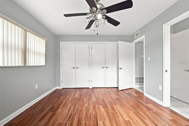 526 S LARRY CIRCLE, Brandon, FL 33511