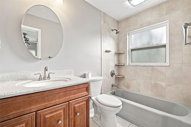 526 S LARRY CIRCLE, Brandon, FL 33511