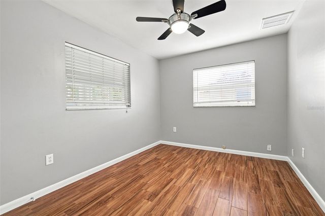 526 S LARRY CIRCLE, Brandon, FL 33511