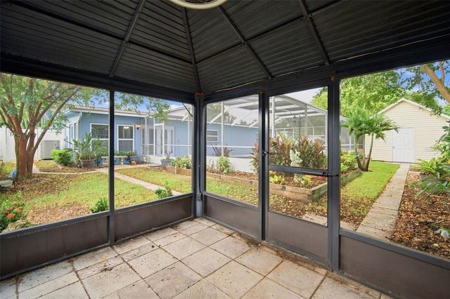 526 S LARRY CIRCLE, Brandon, FL 33511