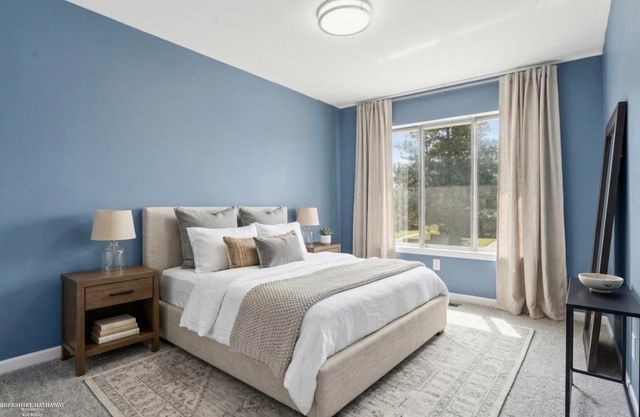 42649 Jeanette Circle, Clinton Township, MI 48038