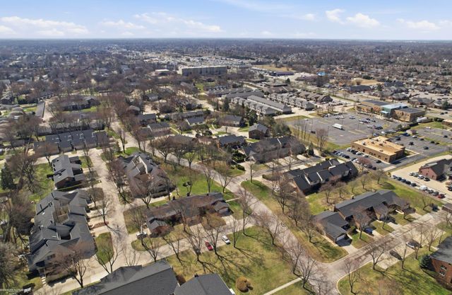 42649 Jeanette Circle, Clinton Township, MI 48038