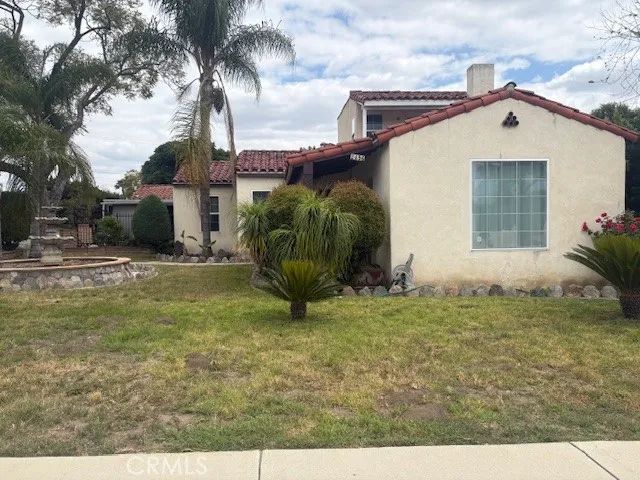 2196 N Orange Grove Avenue, Pomona, CA 91768
