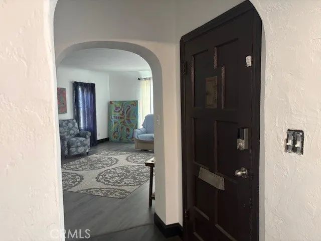 2196 N Orange Grove Avenue, Pomona, CA 91768