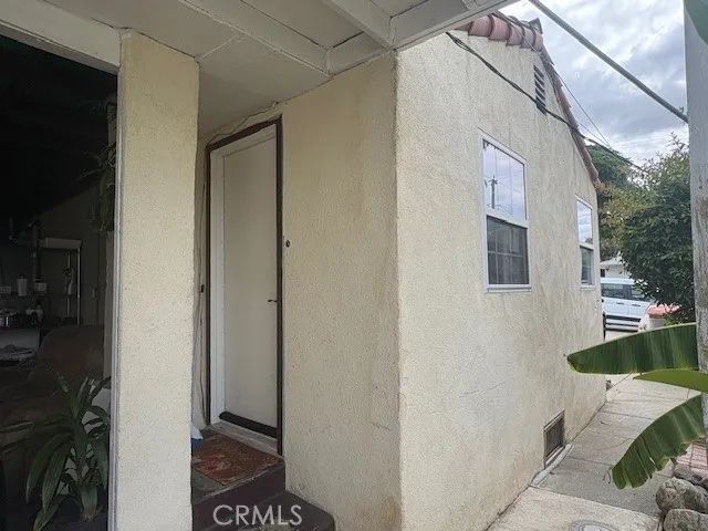 2196 N Orange Grove Avenue, Pomona, CA 91768
