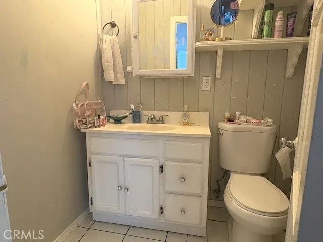2196 N Orange Grove Avenue, Pomona, CA 91768