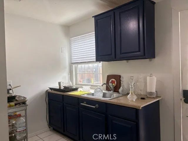 2196 N Orange Grove Avenue, Pomona, CA 91768