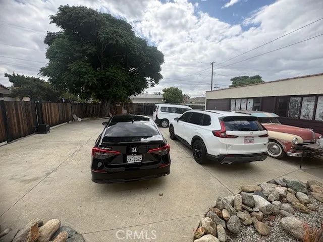 2196 N Orange Grove Avenue, Pomona, CA 91768