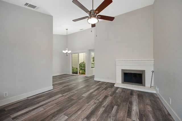 1172 Ravine View Dr, Roseville, CA 95661