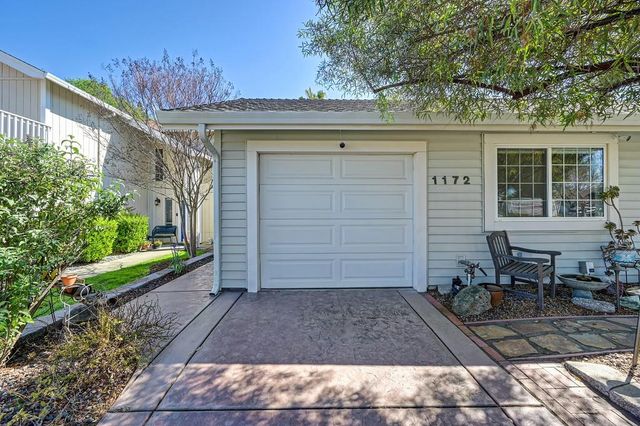 1172 Ravine View Dr, Roseville, CA 95661