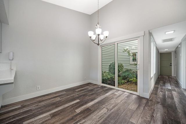 1172 Ravine View Dr, Roseville, CA 95661