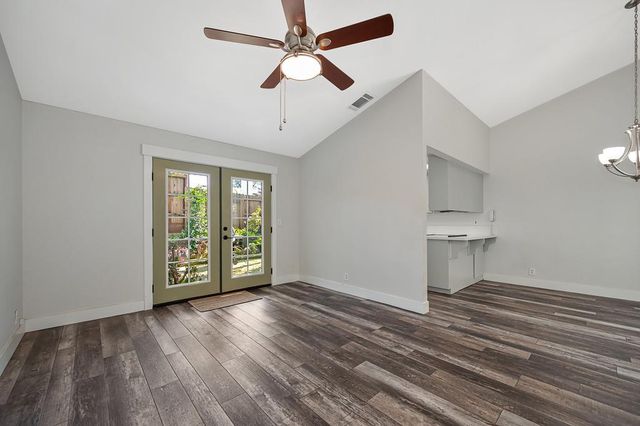 1172 Ravine View Dr, Roseville, CA 95661