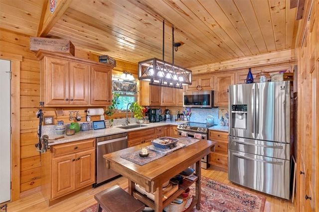 1528 Faith Court, Ranger, GA 30734