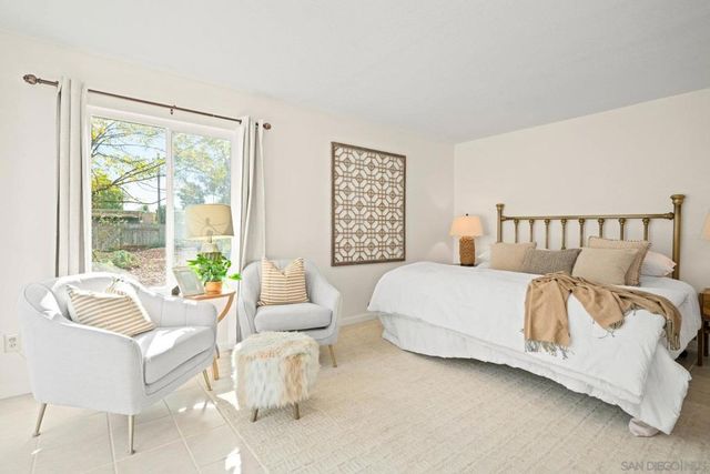 14105 Durhullen Dr, Poway, CA 92064
