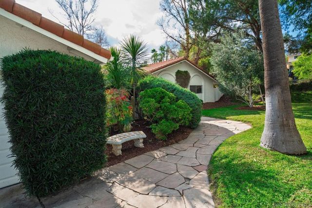 14105 Durhullen Dr, Poway, CA 92064